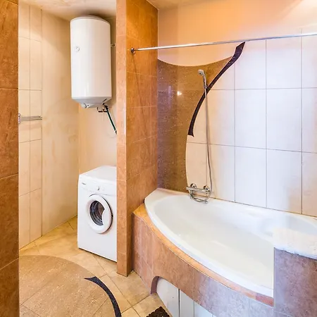 Alfa Rynok Square 30 Апартаменти Львів