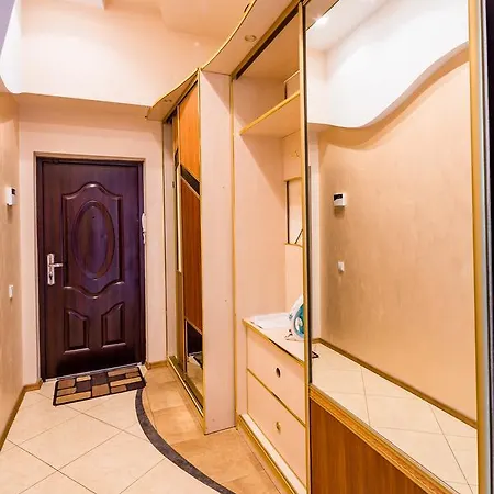 Apartman Alfa Rynok Square 30 *