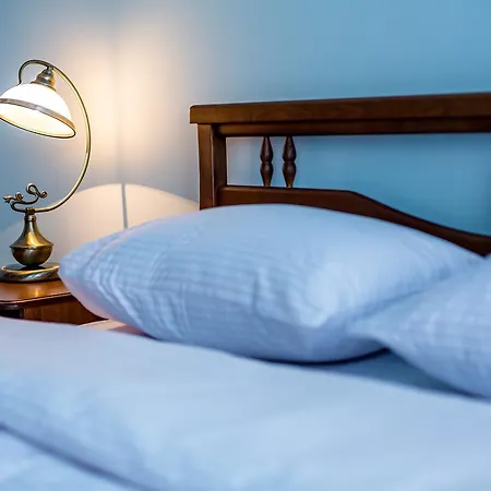 アパート Alfa Rynok Square 30 リヴィウ