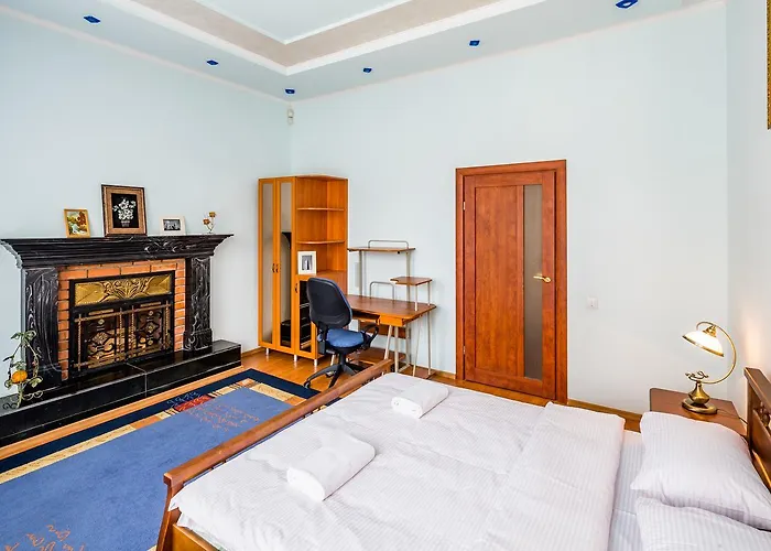 Alfa Rynok Square 30 Apartment Lemberg