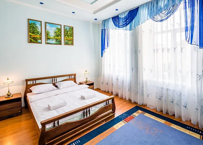 Alfa Rynok Square 30 Leópolis