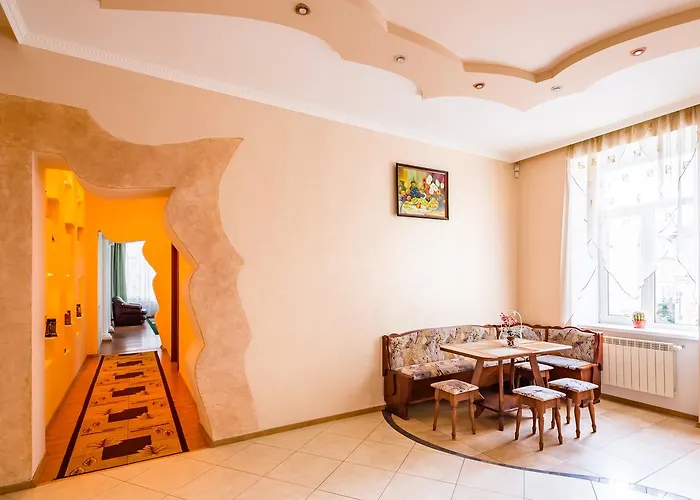 Alfa Rynok Square 30 إلفيف