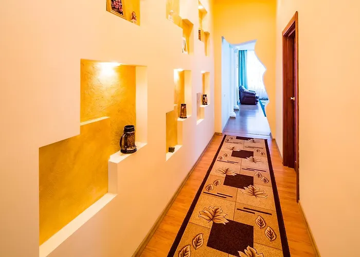 Alfa Rynok Square 30 * Leópolis