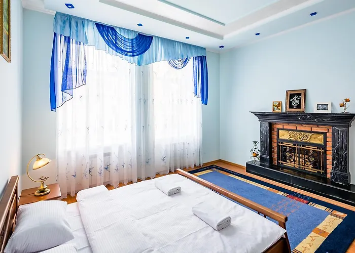 Alfa Rynok Square 30 إلفيف