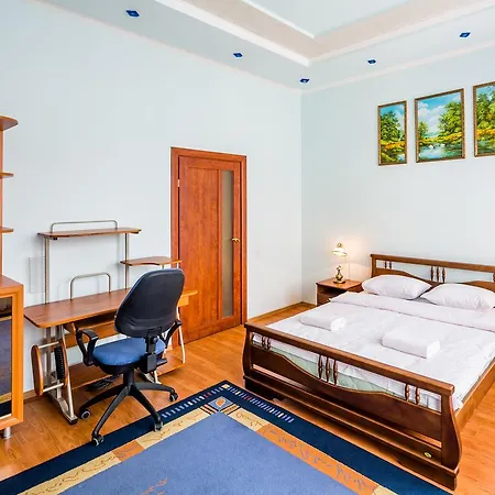 Alfa Rynok Square 30 Lejlighed