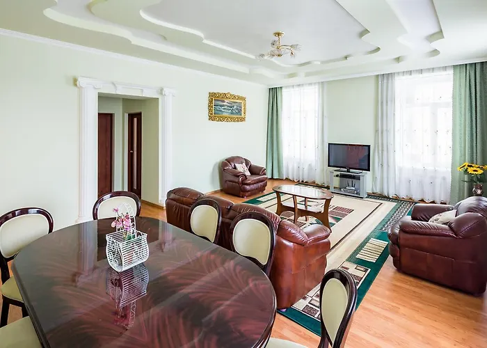 Alfa Rynok Square 30